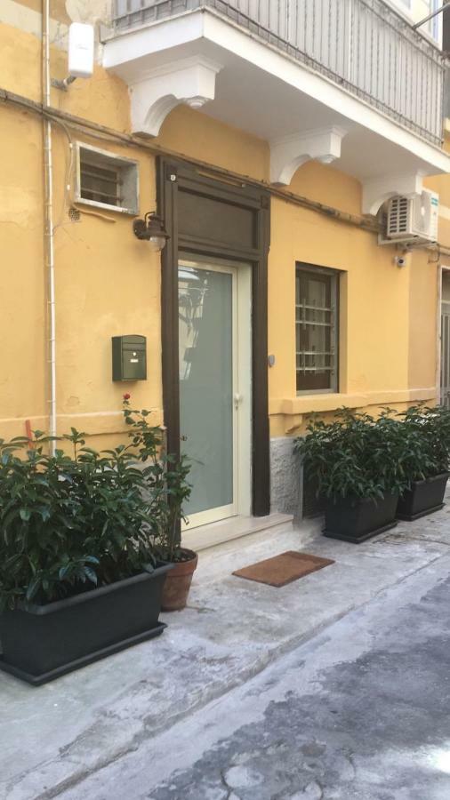 Signorile Street - Apartment Near The Sea Bari Luaran gambar