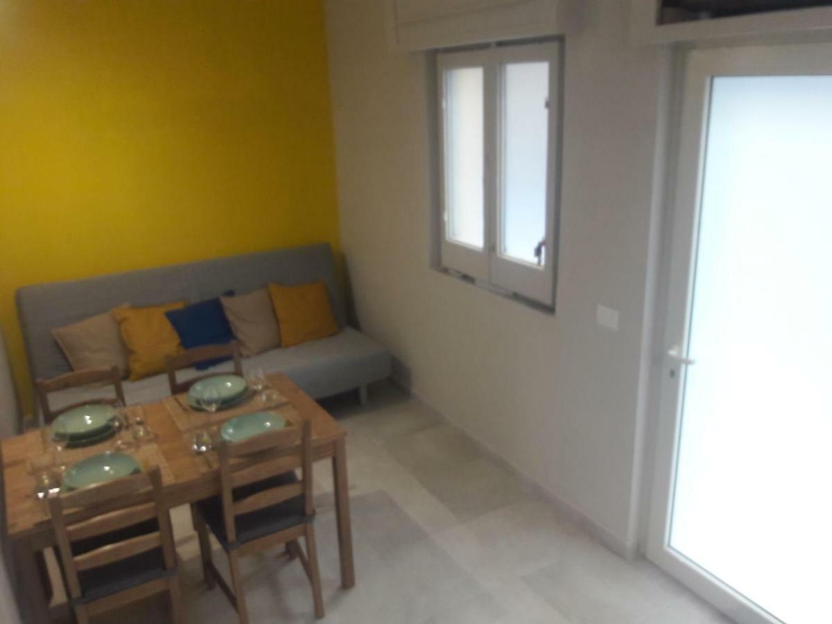 Signorile Street - Apartment Near The Sea Bari Luaran gambar